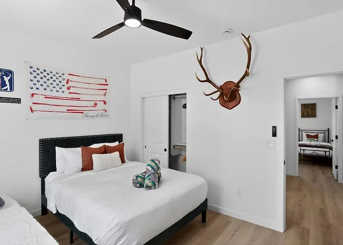 Themed Rooms, Golf, Fish, Lake, As Friends Page